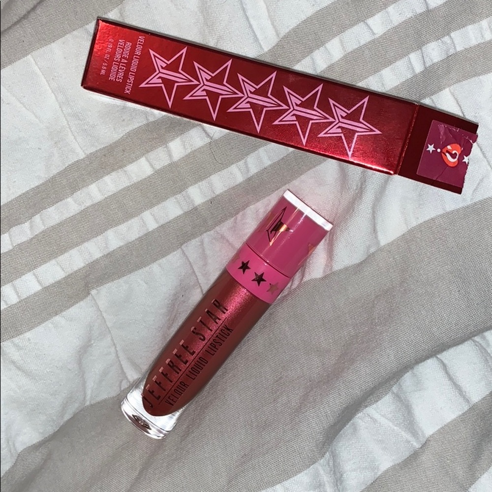 JSC Mystery box not sold online Velour lipstick